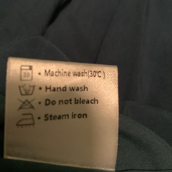 Women’s dress size Large in blue - Picture 8 of 8